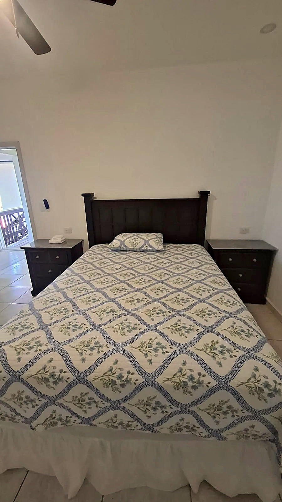 Condo 11 — Constellation Bay Condos, Roatán