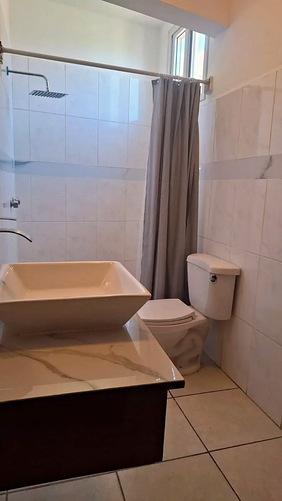 Condo 11 — Constellation Bay Condos, Roatán