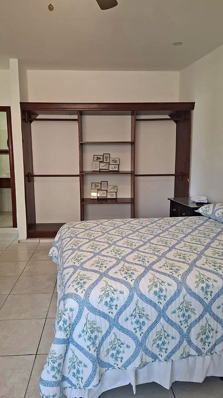 Condo 11 — Constellation Bay Condos, Roatán