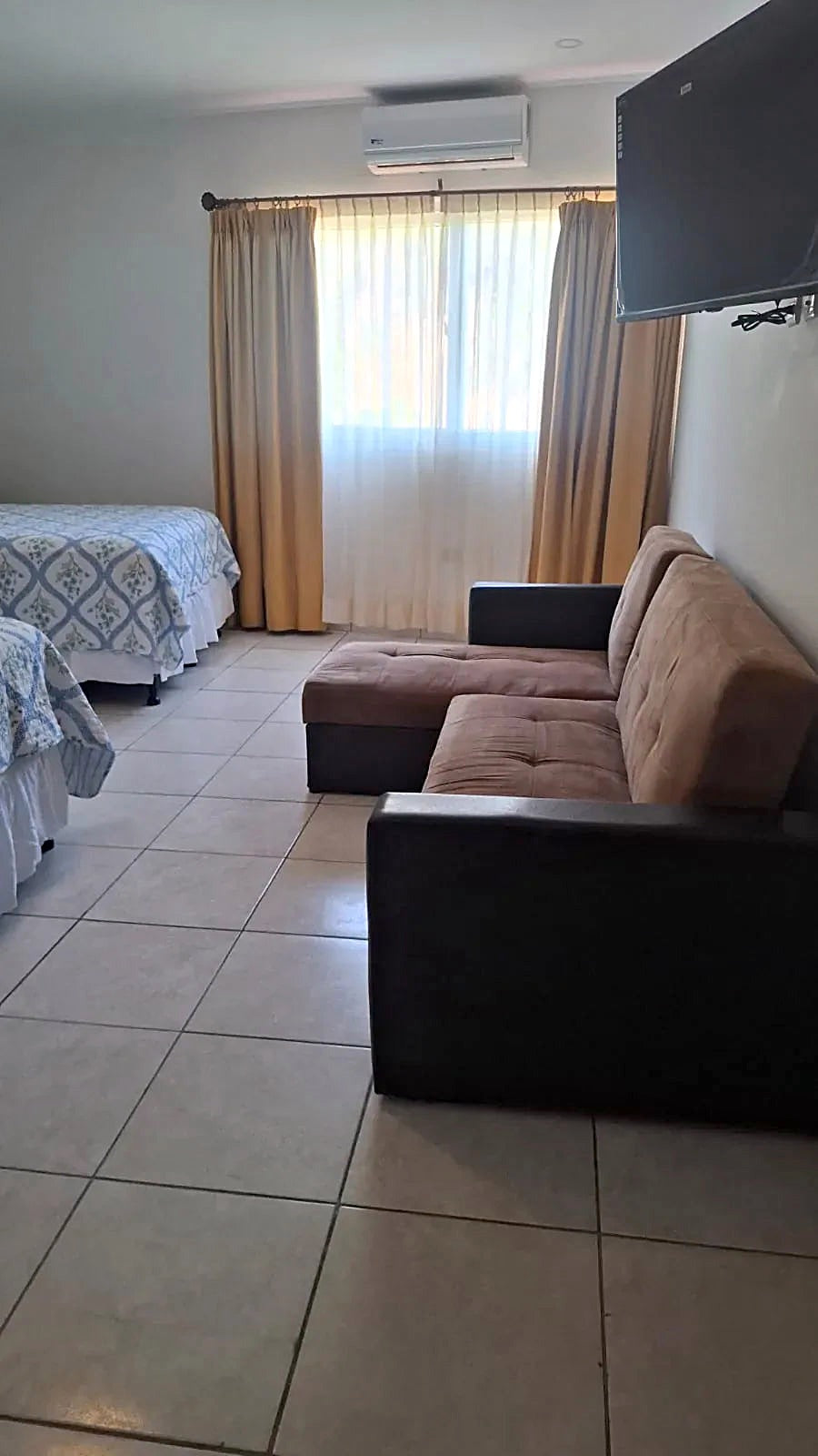 Condo 11 — Constellation Bay Condos, Roatán