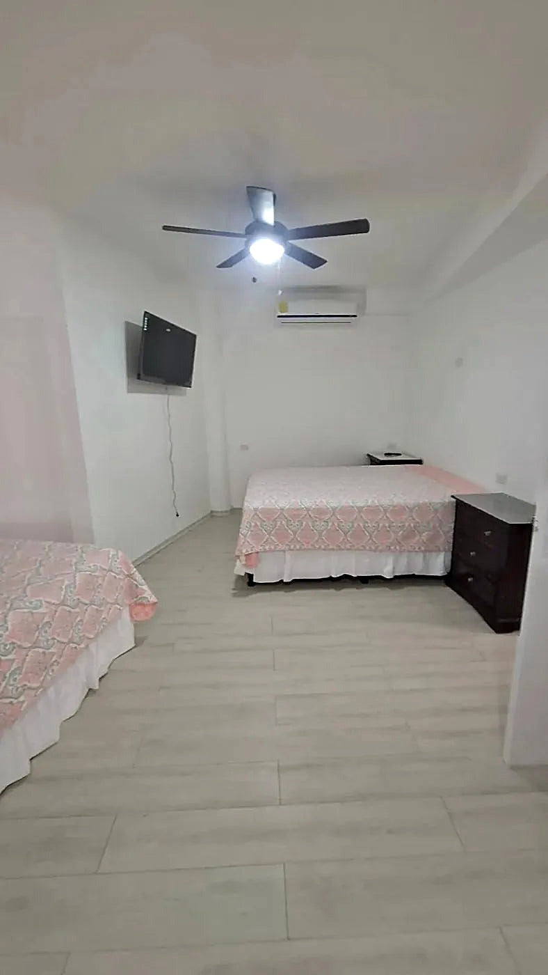 Condo 2 — Constellation Bay Condos, Roatán