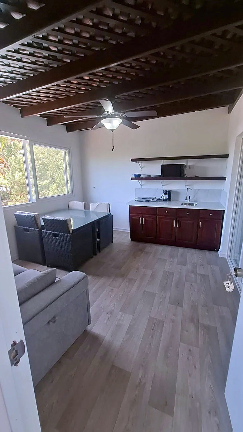 Condo 4A — 2 Beds, Sleeps 4, Pool View
