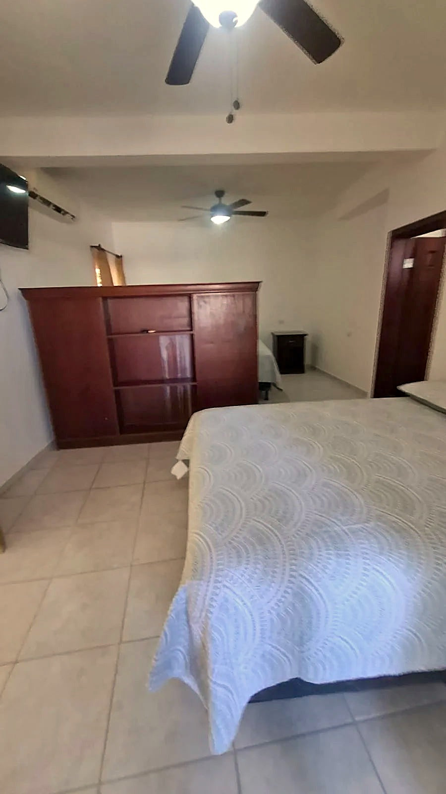 Condo 4A — Constellation Bay Condos, Roatán