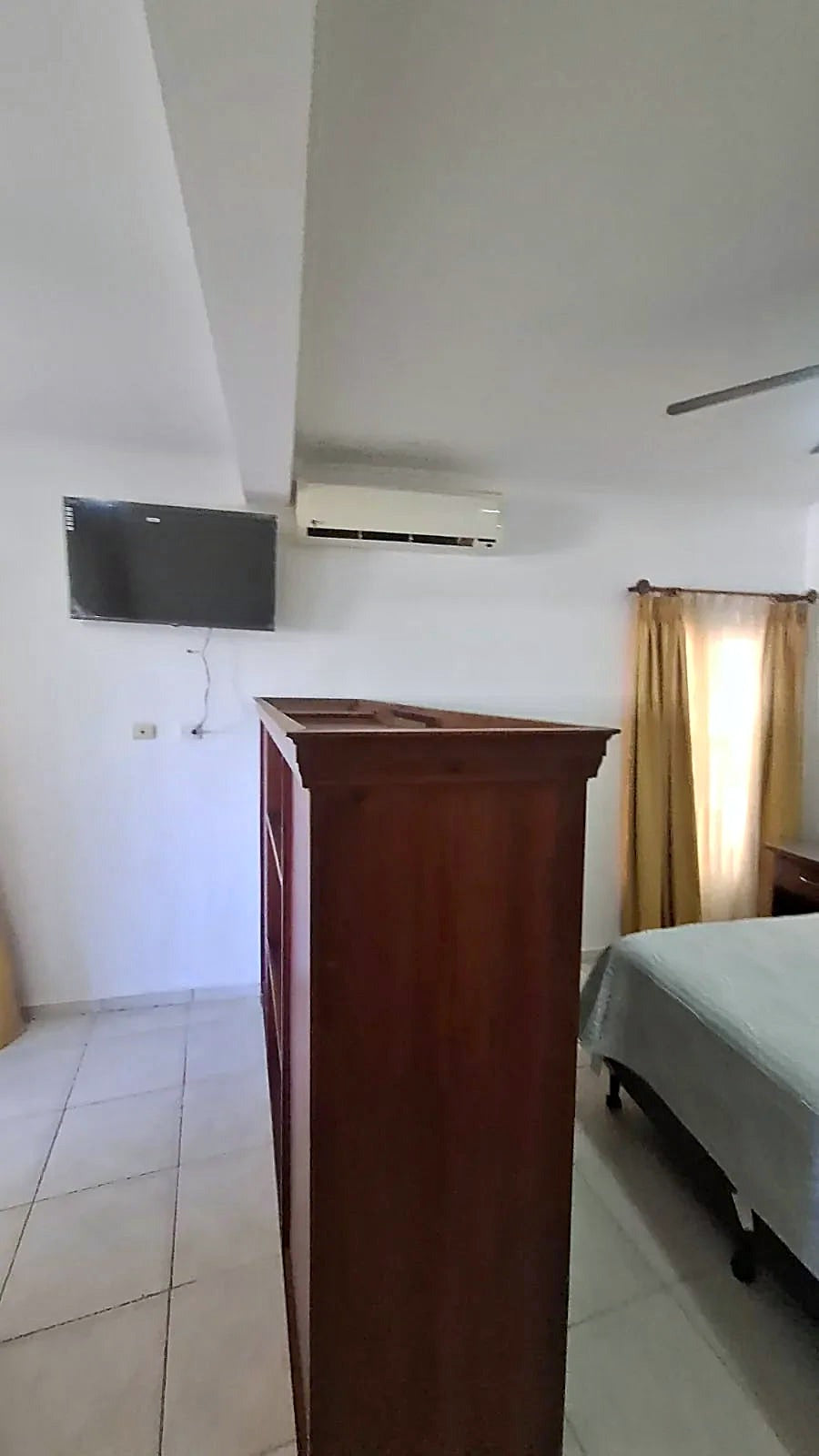 Condo 4A — Constellation Bay Condos, Roatán