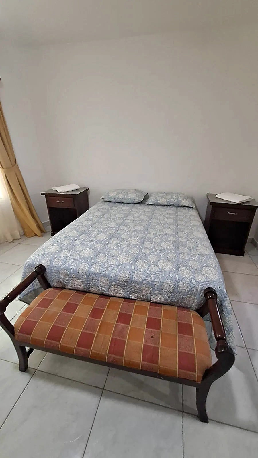 Condo 8B — Constellation Bay Condos, Roatán