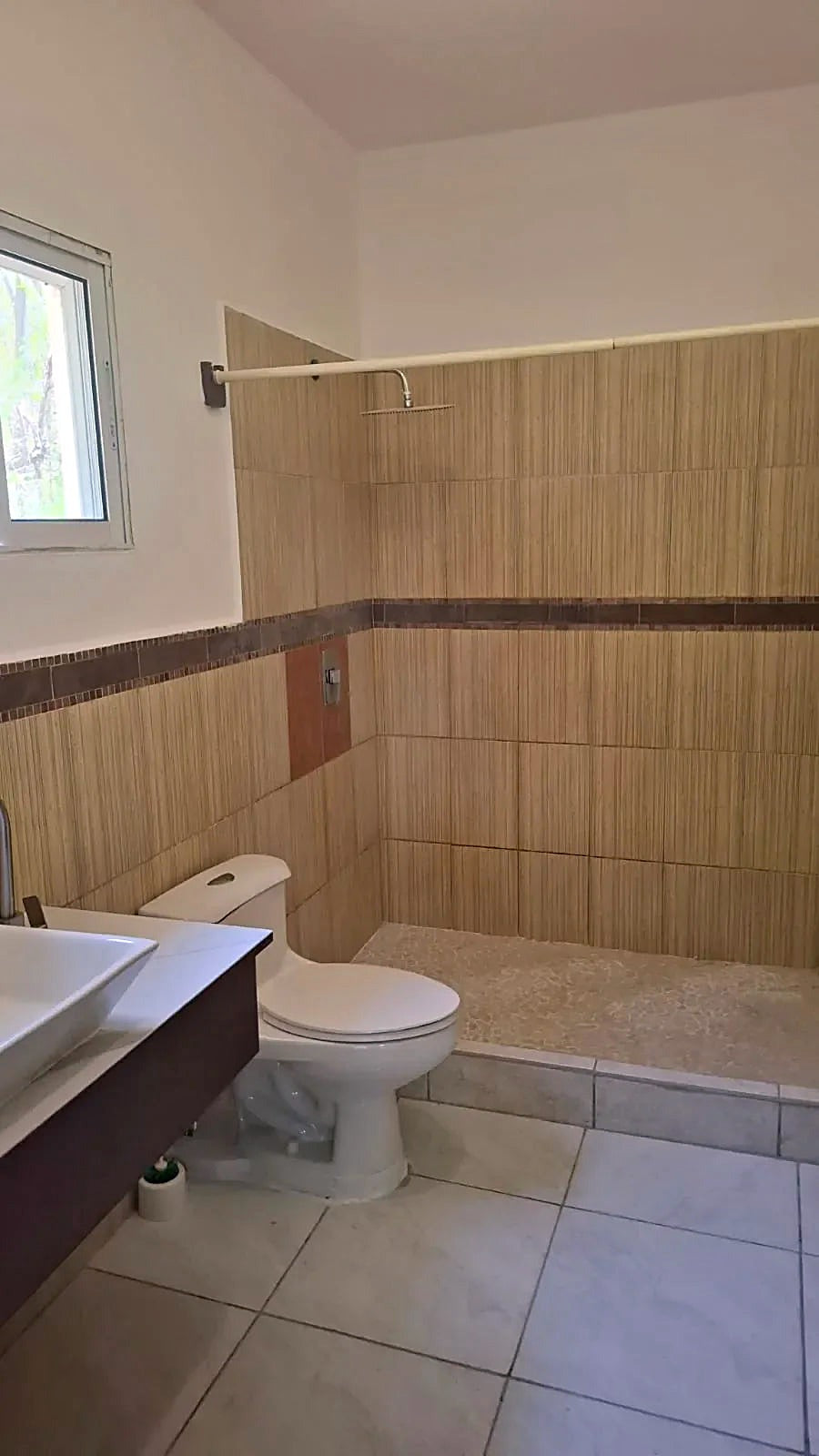 Condo 8B — Constellation Bay Condos, Roatán