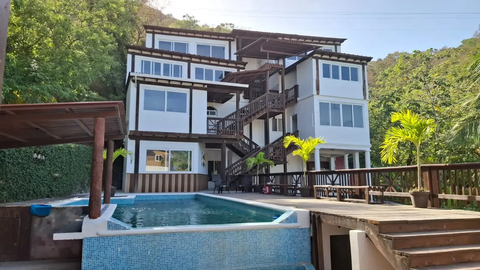 Alquileres vacacionales en Roatán